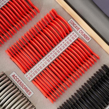 Набор на 266 пробных очковых линз Армед . Цилиндрические линзы