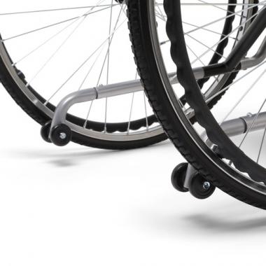 Кресло-коляска для инвалидов Армед 2500. Безопасность