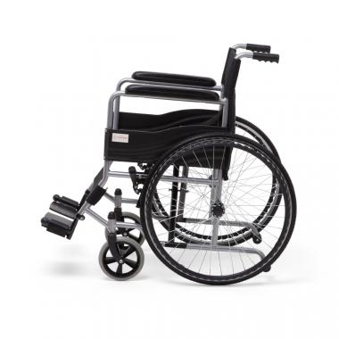 Кресло-коляска для инвалидов Армед 2500. Колеса и тормоз