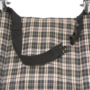 Кресло-каталка для инвалидов Армед FS804LABJ. Регулируемый ремень безопасности