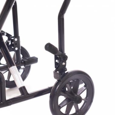 Кресло-каталка для инвалидов Ortonica Base 105. Удобство для сопровождающего