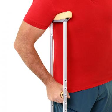 Костыль с УПС Армед FS925L. Мягкие накладки на опорах