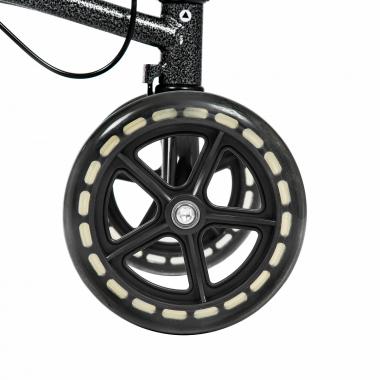 Ходунки - роллаторы Ortonica XR201. Колеса и управление