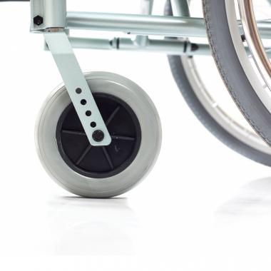 Кресло-коляска Ortonica Delux 510. Маневренные колеса