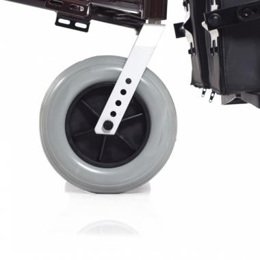 Кресло-коляска для инвалидов Ortonica DELUX 570S. Колеса