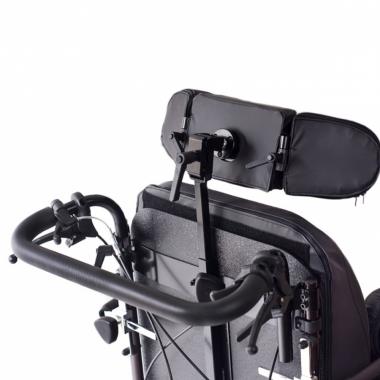 Кресло-коляска для инвалидов Ortonica DELUX 570S. Удобство для сопровождающего