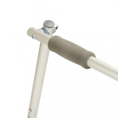 Ходунки-роллаторы для инвалидов и пожилых людей Армед FS9123L. Мягкие накладки на поручнях