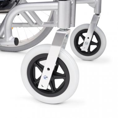 Кресло-коляска Армед FS 108LA. Маневренные клеса