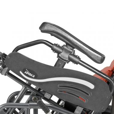 Кресло-коляска инвалидная с ручным приводом Ergo 152 F14WB- 18"  Karma Medical Ergo 152. Анатомические подлокотники