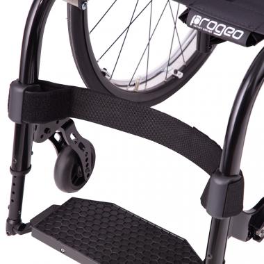 Кресло-коляска  Progeo Active Desing Yoga. Удобное расположение ног