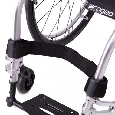 Кресло-коляска инвалидная Progeo Active Desing Joker. Съемная подножка