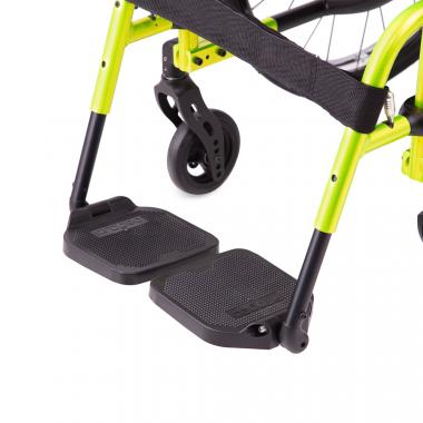 Кресло-коляска Progeo Active Desing Exelle Vario. Удобное расположение ног