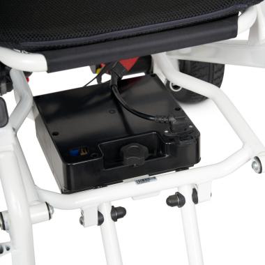 Кресло-коляска c электроприводом для инвалидов Армед JRWD602K. Скорость и дальность хода