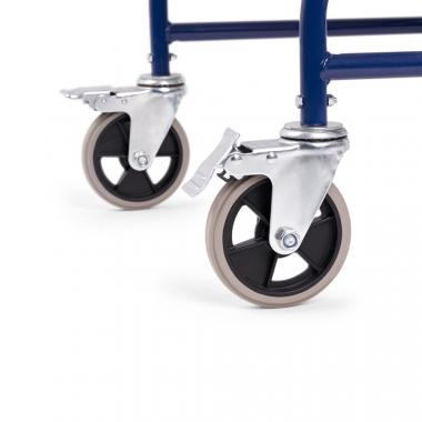 Кресло-каталка для инвалидов с санитарным оснащением Армед H 009B. Плавное перемещение