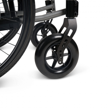 Кресло-коляска Армед 4000 4000. Передние литые колёса