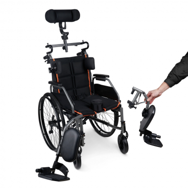 Кресло-коляска Армед 4000 4000. Продуманные подножки